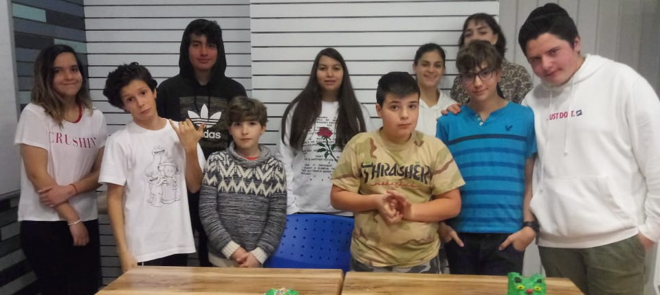 Grupo de alumnos de la escuela Xai